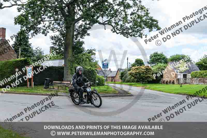 Vintage motorcycle club;eventdigitalimages;no limits trackdays;peter wileman photography;vintage motocycles;vmcc banbury run photographs